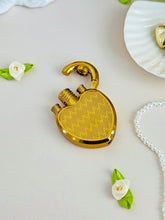 Load image into Gallery viewer, Gold Heart Lock Lighter
