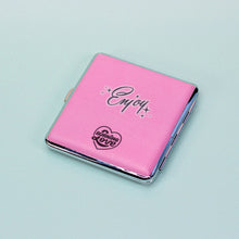 Load image into Gallery viewer, Pinup Leg Cigarette Case
