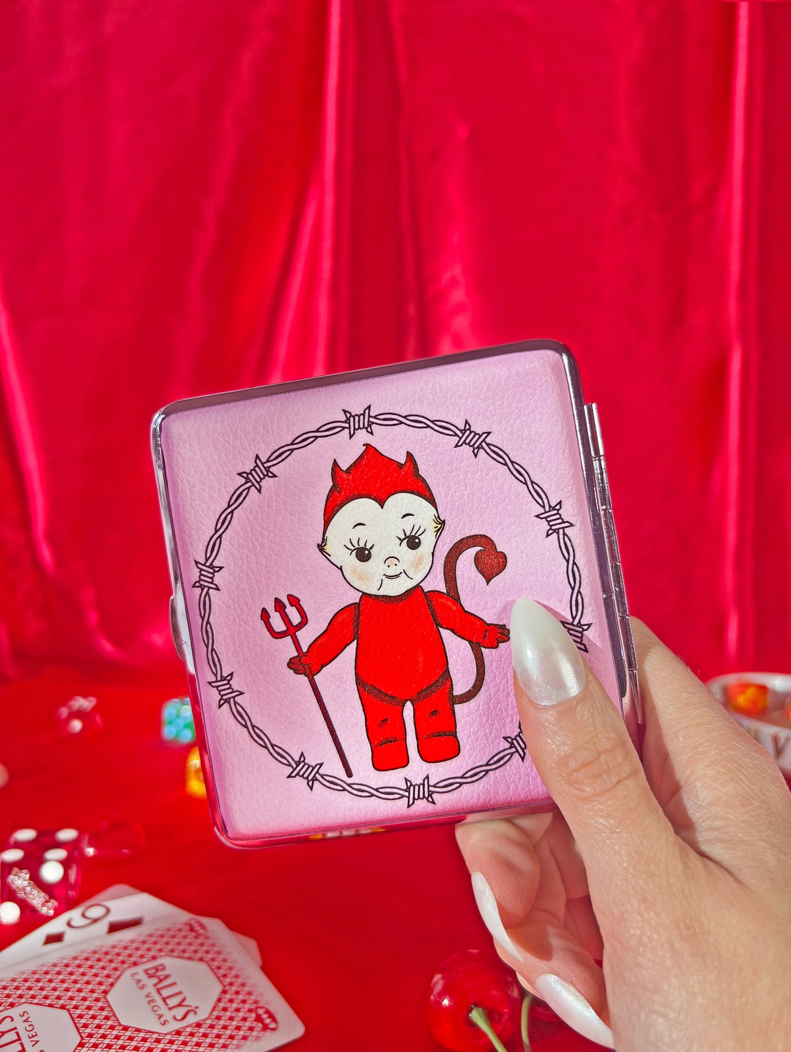 cigarette case pink Women's Leather Flask With Whether youre storing 120s Kewpie Cigarette Case Pink
