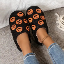Load image into Gallery viewer, Jack O Lantern Slide Slippers
