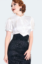 Load image into Gallery viewer, Floral Spiderweb Flocked Pencil Skirt
