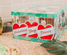 Load image into Gallery viewer, Golden Girls Cast Metal Tin Tote
