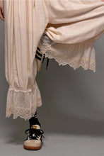 Load image into Gallery viewer, Ivory Lace Trim Bloomer Pettipants
