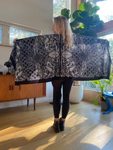 Load image into Gallery viewer, Hive Mind Bee Pashmina
