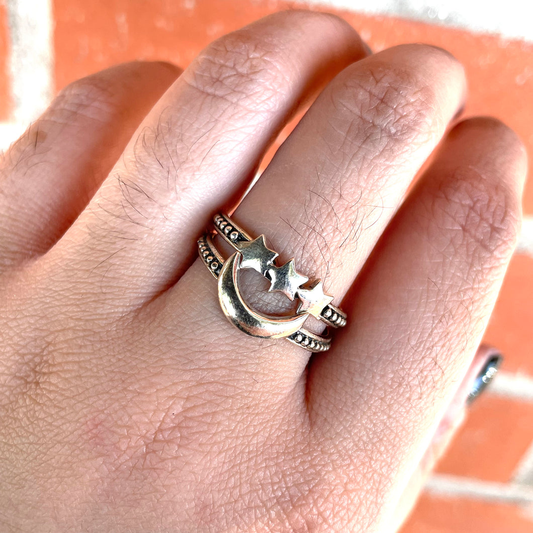 Moon and Star Delicate Ring Set