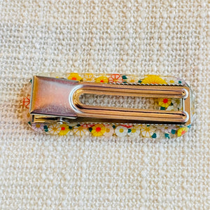 Emma Floral Resin Hair Clip