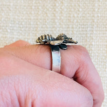 Load image into Gallery viewer, Bumble Bee Crafted Sterling Silver Ring
