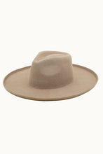 Load image into Gallery viewer, Pecan Wool Felt Lenny Rancher Hat
