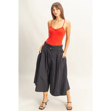 Load image into Gallery viewer, True Red Little Bow Sleeveless Crop Top
