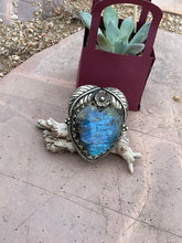 Load image into Gallery viewer, Heart Labradorite Statement Ring- One of a Kind
