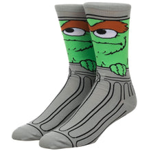 Load image into Gallery viewer, Sesame Street Oscar the Grouch Character Socks
