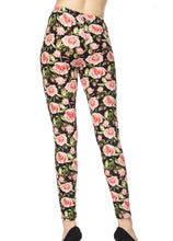 Load image into Gallery viewer, Blooming Blush Roses Leggings
