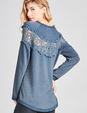 Load image into Gallery viewer, Indigo Floral Trimmed Washed Top
