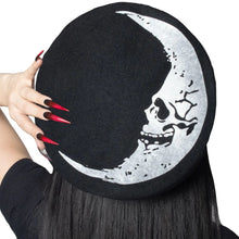 Load image into Gallery viewer, Crescent Moon Skull Profile Beret
