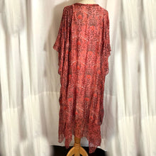 Load image into Gallery viewer, Mauve Hand Beaded Kimono
