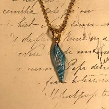 Load image into Gallery viewer, Colorful Seashell Charm Necklace
