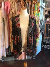Load image into Gallery viewer, Black and Pink Floral Kimono
