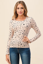 Load image into Gallery viewer, Blush Ditsy Flower Thermal Long Sleeve Top
