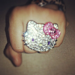 Hello Kitty Large Crystal Double Finger Ring with Bow