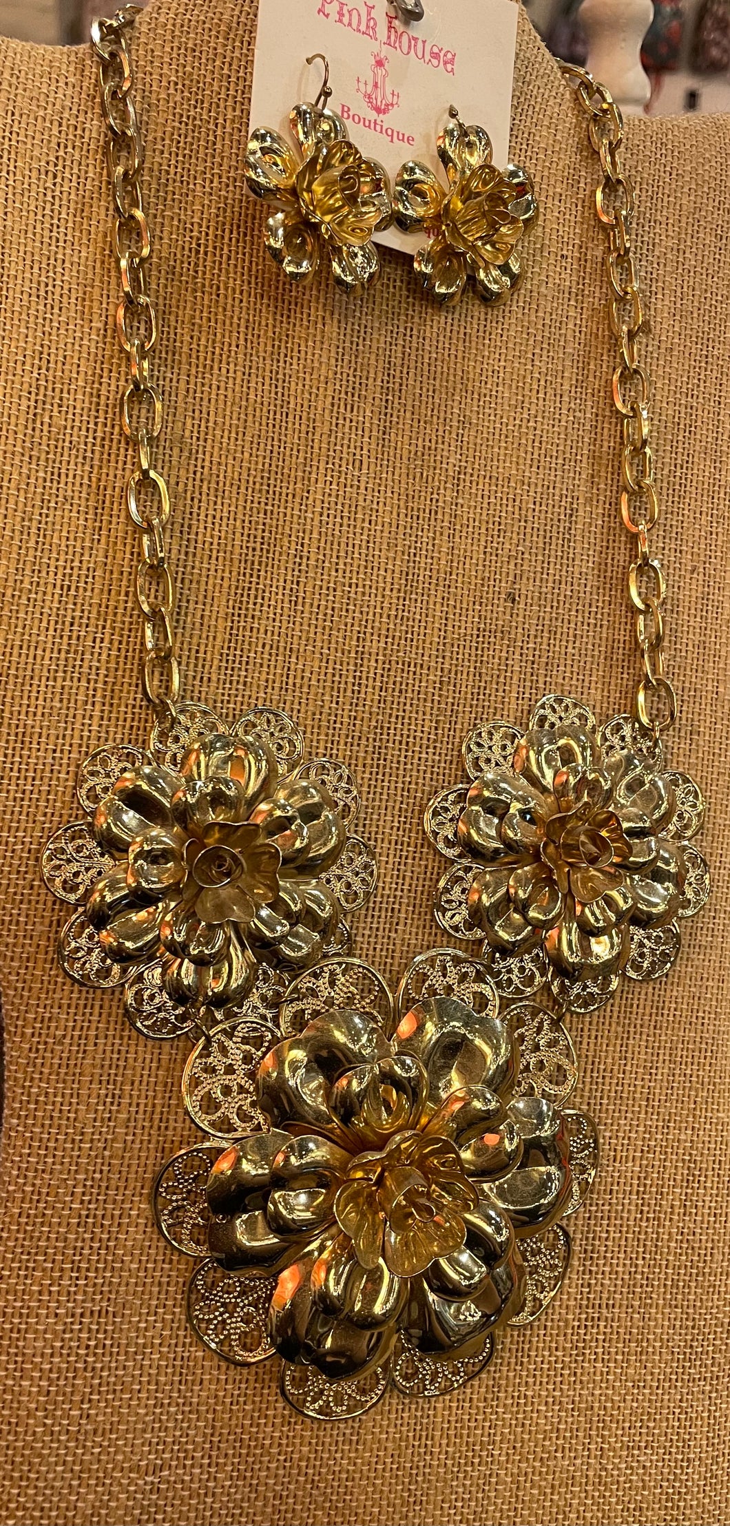 Gold Flowers Statement Collar with Earrings