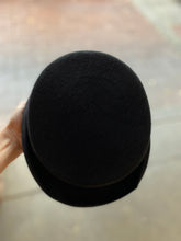 Load image into Gallery viewer, Top Hat- Wool

