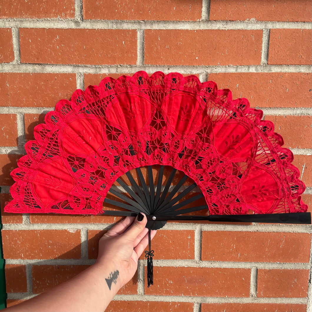 Red Battenberg Lace Large Cotton Fan