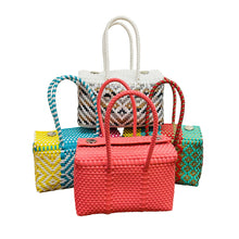 Load image into Gallery viewer, Small Woven Purse- More Colors Available!
