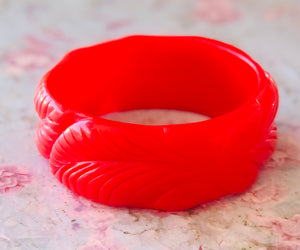 Vintage red acrylic bracelet