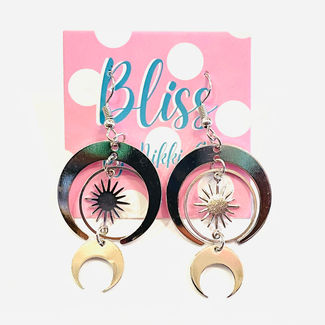 Horn and Starburst Circles Statement Earrings
