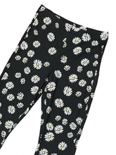 Load image into Gallery viewer, Daisy Print Bell Bottom Leggings
