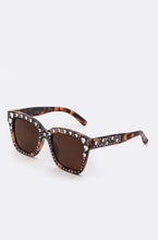 Load image into Gallery viewer, Glam Love 2.0 Sunglasses- More Styles Available!
