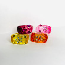 Load image into Gallery viewer, Resin Statement Ring with Crystal Flower
