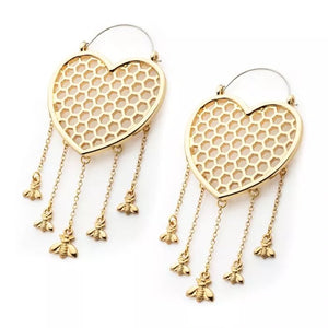 Heart Honeycomb with Dangling Bees Plug Hoops