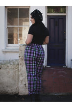 Load image into Gallery viewer, Rada Purple Hocus Pocus Check Trousers
